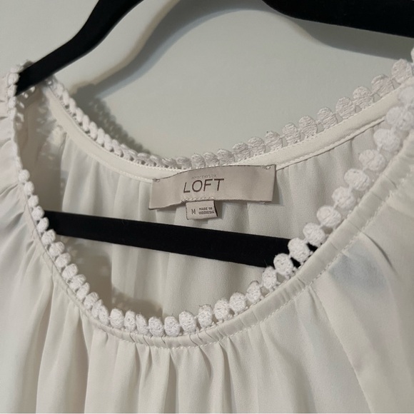 Blouse - Like New - Picture 2 of 5